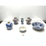 CHINESE BLUE AND WHITE BOWLS AND VASES WITH IMARI VASES CHARACTER MARKS TO BASES