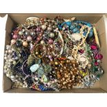 LARGE QUANTITY OF COSTUME JEWELLERY AND A VINTAGE COMPACT