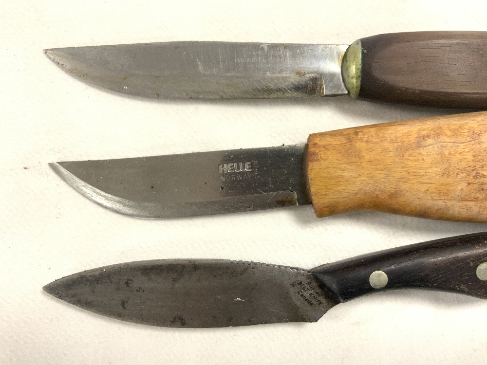 VINTAGE NORWEGIAN FISHING KNIVE BY HELLE AND TWO OTHER SIMULAR KNIVES - Image 3 of 4