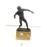 A 20TH-CENTURY BRONZE FIGURE OF A DISCUS THROWER, SIGNED TO BASE H. MIILLEN, WITH A BRASS