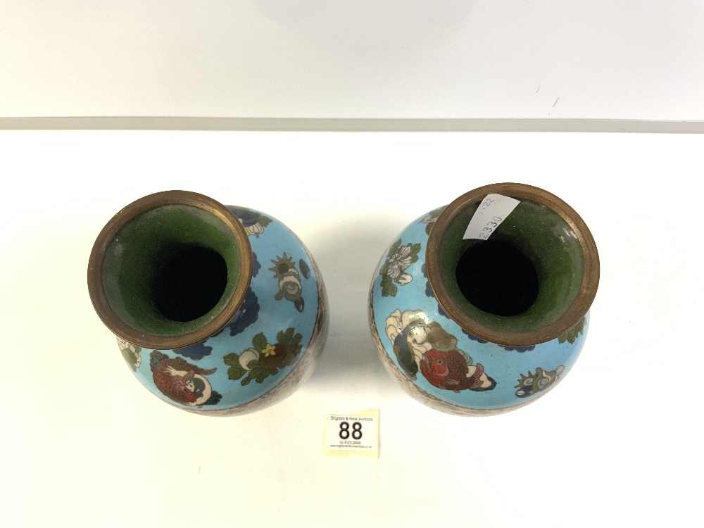 PAIR OF JAPANESE OVOID BLUE GROUND CLOISONNE VASES WITH DRAGON AND BIRD SCENES, 24CMS - Image 3 of 4