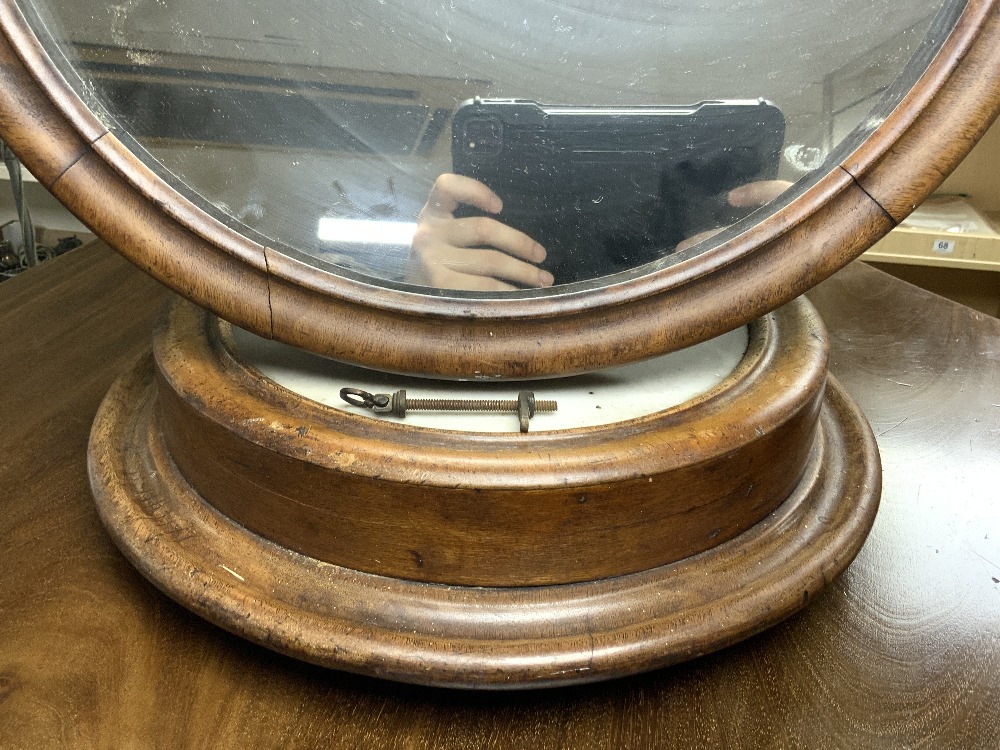 VICTORIAN MAHOGANY CIRCULAR TOILET MIRROR (A/F) - Image 2 of 4