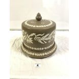LARGE ANTIQUE BROWN JASPER WARE, FERN PATTERN CHEESE DOME WITH MATCHING BASE (A/F), 24 X 26CMS
