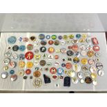 A QUANTITY OF VINTAGE BADGES - WIMPY CARD AND MANY OTHER SUBJECT