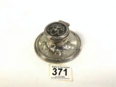 EDWARDIAN HALLMARKED SILVER CAPSTAN INKWELL WITH INLAID TORTOISE SHELL LID AND REEDED BORDERS, 10.