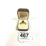 9CT 375 GOLD RING WITH STONES, SIZE O
