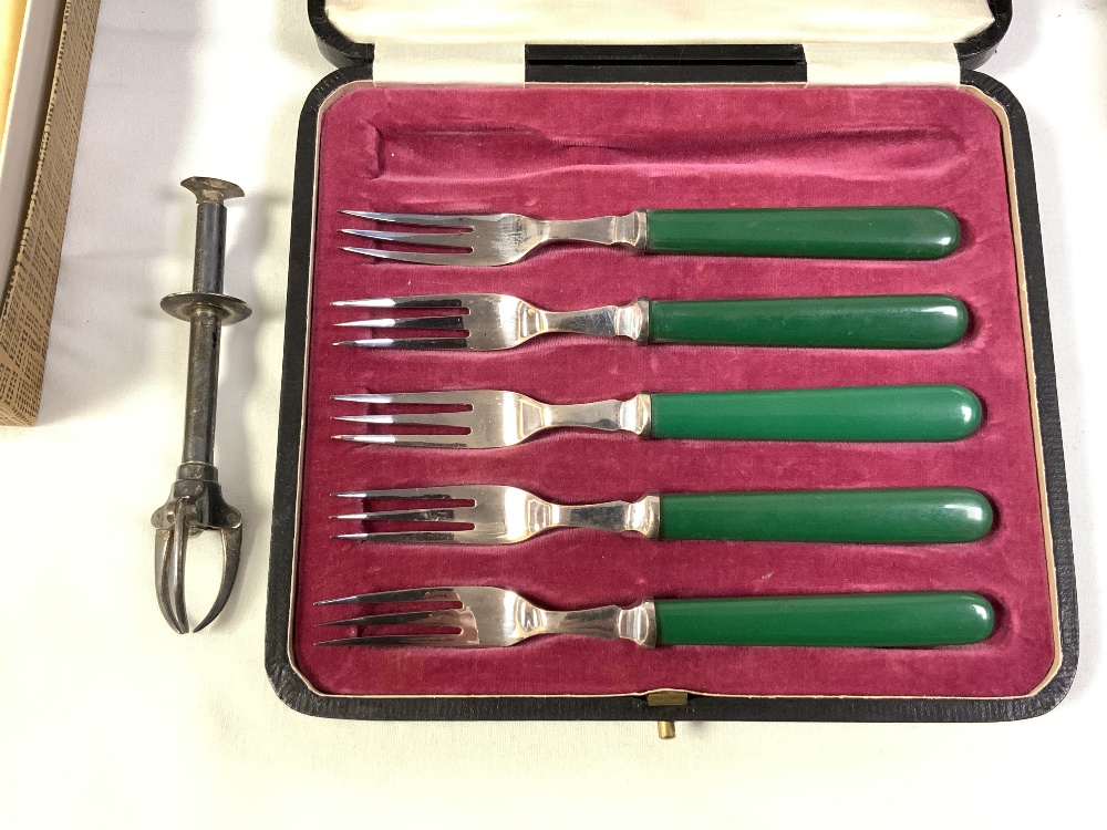 SEVEN BOXES OF PLATED CUTLERY, AND PLATED VASE WITH A TRAY - Image 6 of 16