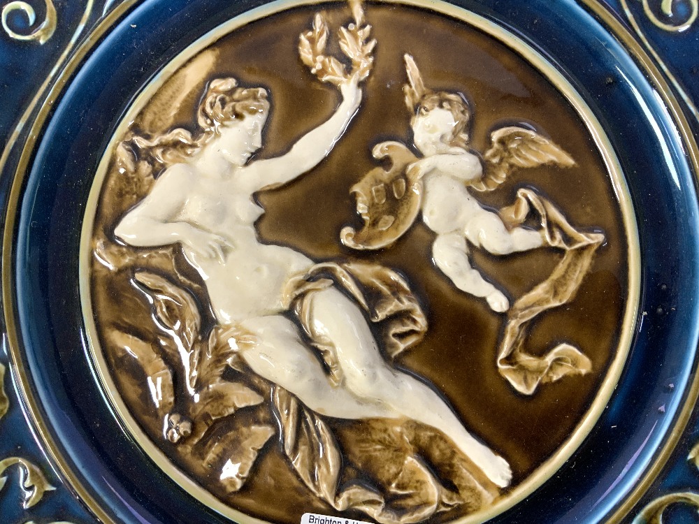 LATE 19TH CENTURY AUSTRIAN MAJOLICA CHARGER WITH EMBOSSED NUDE LADY AND CHERUB AND BORDER, 40CMS - Image 2 of 5