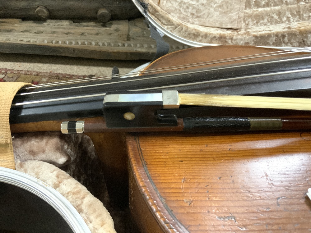 ANTIQUE CELLO AND BOW IN A CASE - Image 3 of 16