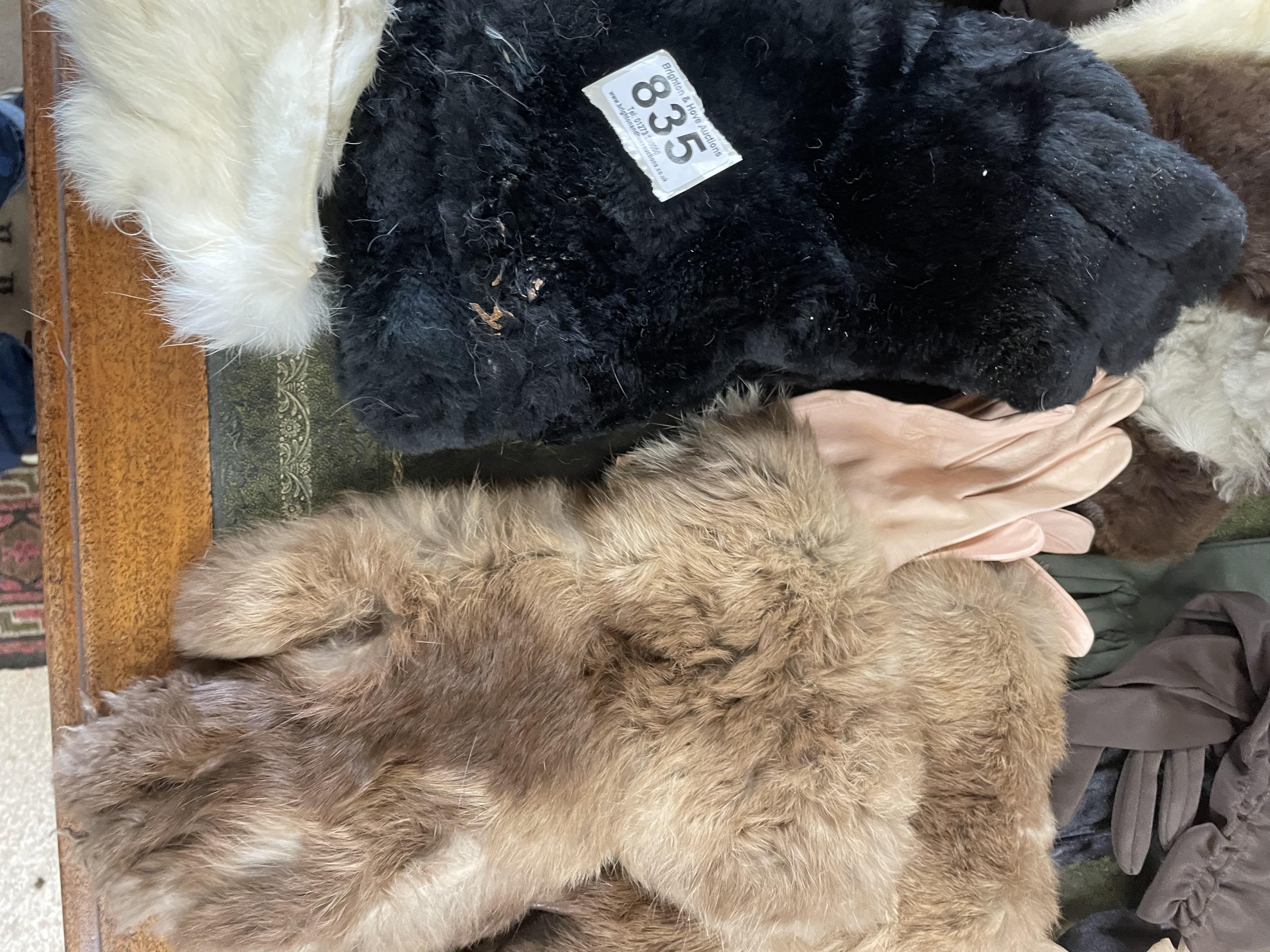 QUANTITY FUR STOLES, GLOVES, AND OTHER FURS - Image 2 of 7