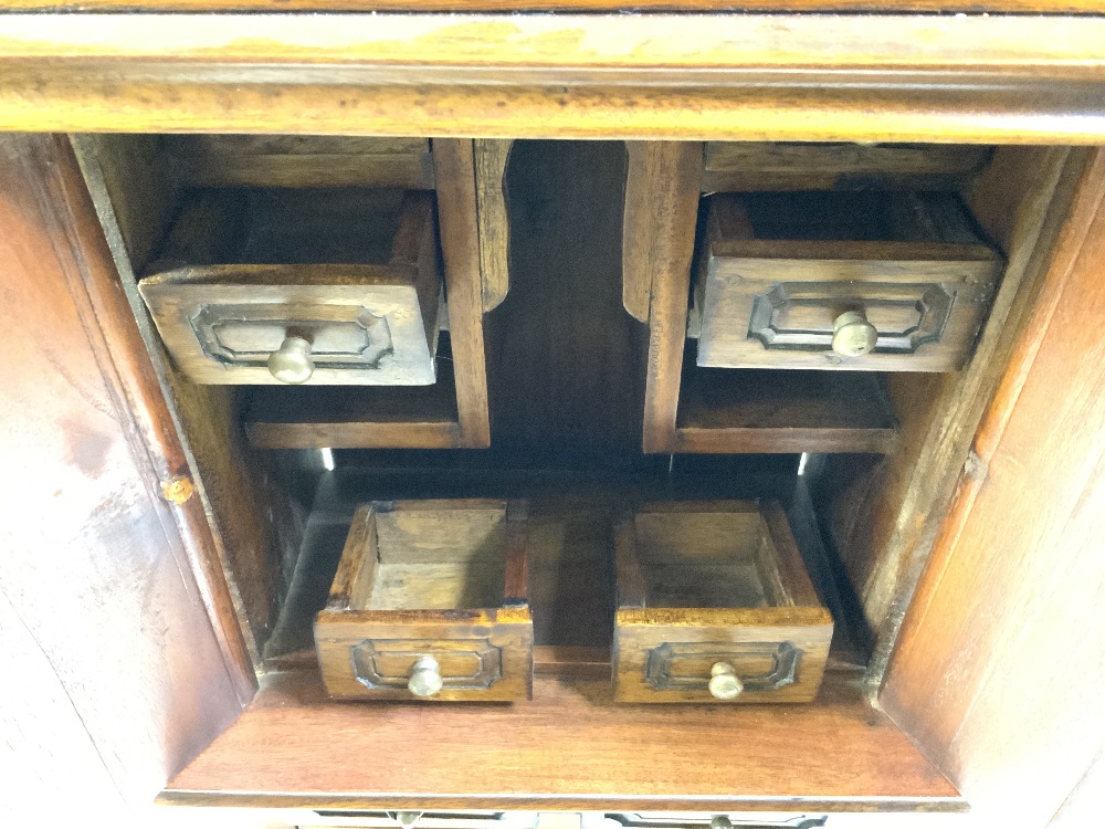 MINIATURE REPRODUCTION LINEN PRESS WITH THREE DRAWERS UNDER, 31 X 52CMS - Image 3 of 7