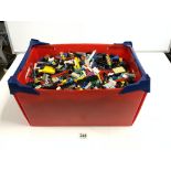 LARGE QUANTITY OF LOOSE LEGO