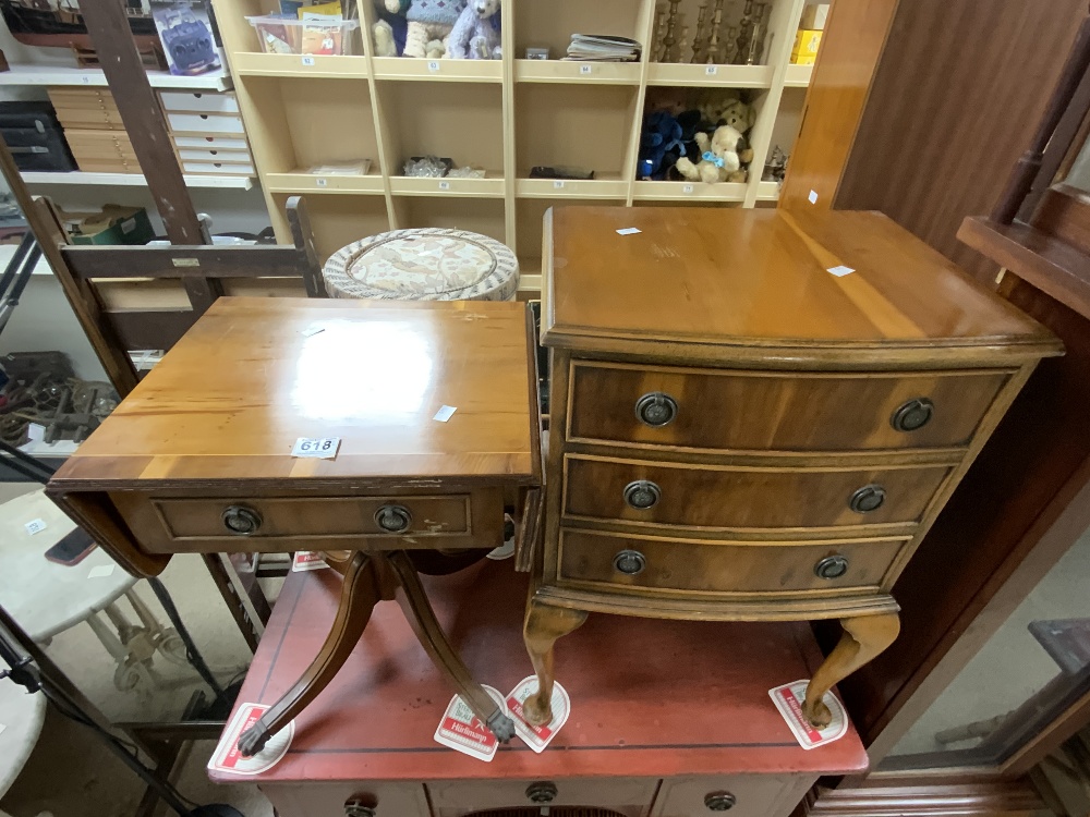 SMALL YEWOOD BOW FRONTED THREE DRAWER BEDSIDE CHEST ON CABRIOLE LEGS (45 X 32 X 68CMS), AND A YEWOOD - Image 3 of 5