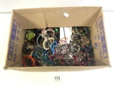 QUANTITY OF COSTUME JEWELLERY