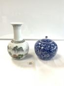 20TH-CENTURY CHINESE BLUE AND WHITE GINGER JAR AND LID WITH CHARACTER MARKS TO BASE (18CMS), AND A