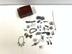 MIXED SILVER/WHITE METAL JEWELLERY, INCLUDES AMBER AND MORE