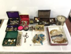 THREE VINTAGE SILVER WRISTWATCHES, AND OTHER WATCHES, AND QUANTITY OF VINTAGE COSTUME JEWELLERY