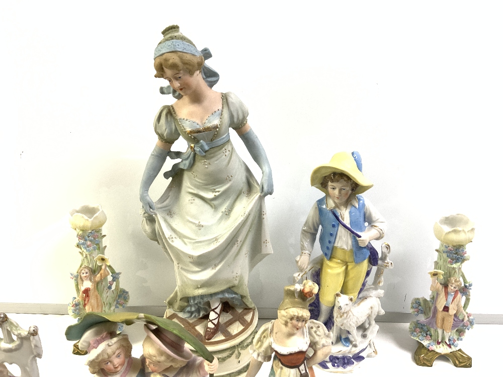 LATE 19TH CENTURY PARIAN WARE FIGURE OF A LADY, 42CMS AND A QUANTITY OF OTHER PARIAN WARE FIGURES - Image 4 of 5