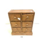 MINIATURE PINE SIX DRAWER CHEST OF DRAWERS, 27 X 13 X 33CMS