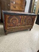 ANTIQUE PAINTED FOLK ART WOODEN CHEST WITH REMOVAL LID (73 X 30 X 44CMS)