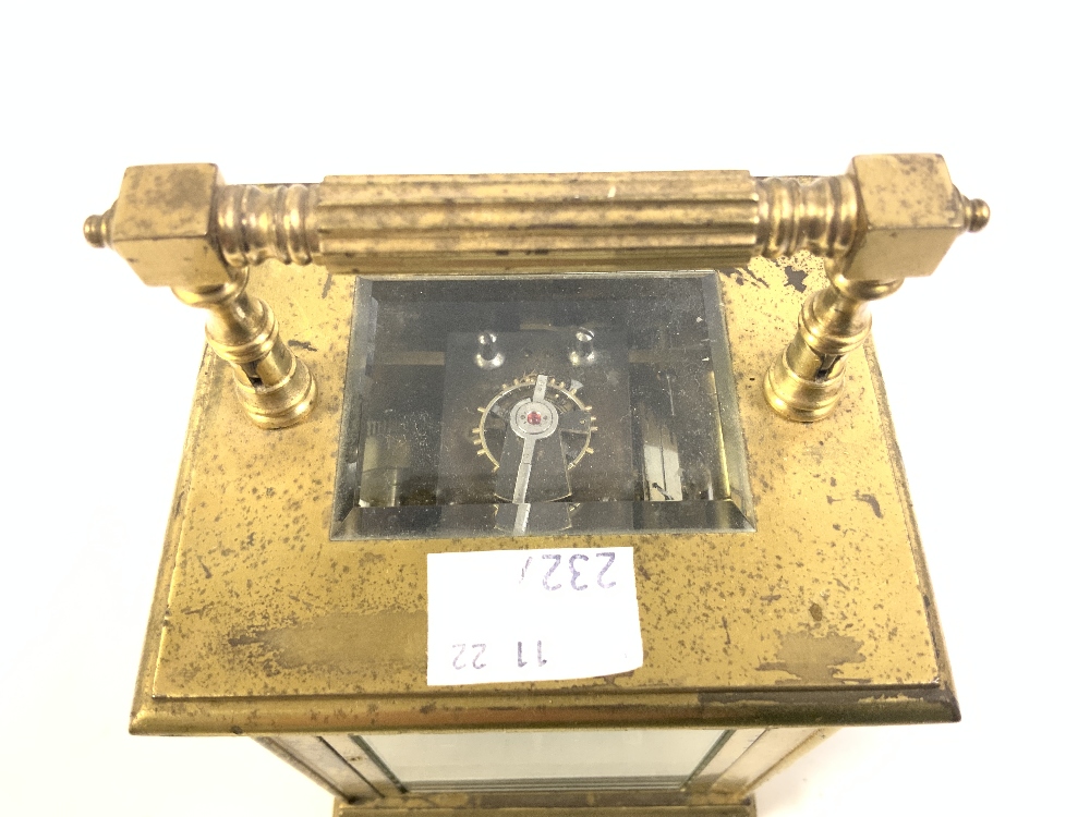 VINTAGE STRIKING BRASS CARRIAGE CLOCK, 18CMS A/F - Image 6 of 6