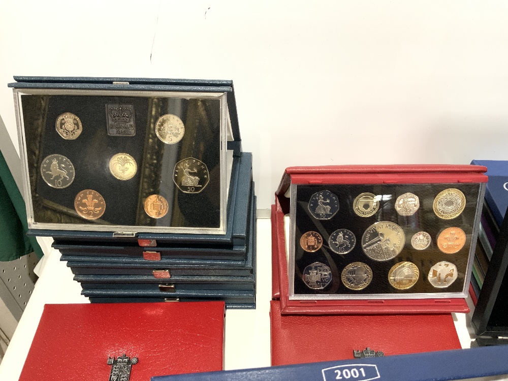 CASED SETS OF ROYAL MINT PROOF COINS, 1972-1979, 1985-1999, 2001-2004, 2006-2010. - Image 3 of 15