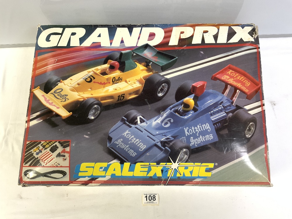 SCALEXTRIC SUPER TOURERS BOX SET AND A SCALEXTRIC GRAND PRIX BOXED SET WITH A AFX FIREBALL BOXED SET - Image 5 of 20