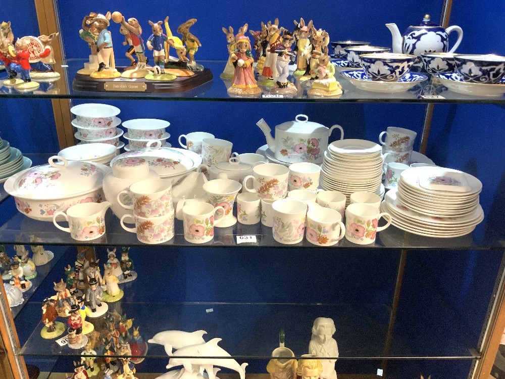 EXTENSIVE DINNER AND TEA SERVICE BY WEDWOOD (MEADOW SWEET PATTERN) AND MORE