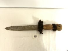 ANTIQUE AFRICAN DAGGER WITH CARVED HEAD WOODEN HANDLE, 53 CMS- INCLUDING HANDLE.