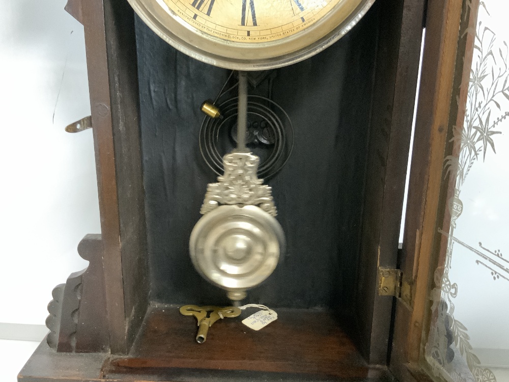 THREE MANTEL CLOCKS 19TH CENTURY AMERICAM SETH THOMAS AND ANSONIA LARGEST 53 CMS - Image 4 of 7