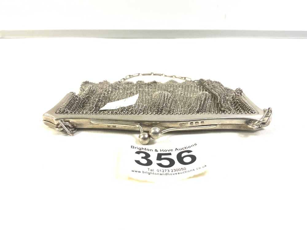 HALLMARKED SILVER MESH EVENING PURSE WITH CHAIN LINK HANDLE, BIRMINGHAM 1912, 146 GRAMS - Image 5 of 6