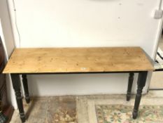 LONG PINE NARROW TABLE WITH PAINTED BASE 51 X 76 X 150CM