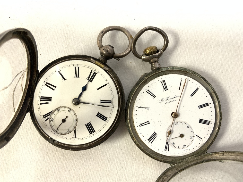 TWO VICTORIAN HALLMARKED SILVER POCKET WATCHES (ONE CRACKED GLASS) - Image 2 of 8