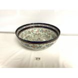 ORIENTAL PORCELAIN CIRCULAR PUNCH BOWL, DECORATED WITH FLORAL SPRIGS, IN FAMILLE ROSE ENAMELS. 31CMS