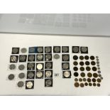 A QUANTITY OF MIXED COINS - INCLUDES OLD PENNIES, COMMEMORATIVE COINS ETC.