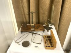 VINTAGE BRASS MICROSCOPE WITH A VINTAGE ST OF SCALES AND WEIGHTS