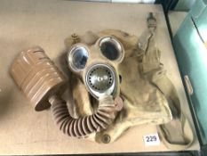MILITARY GAS MASK DATED 1938 COMPLETE