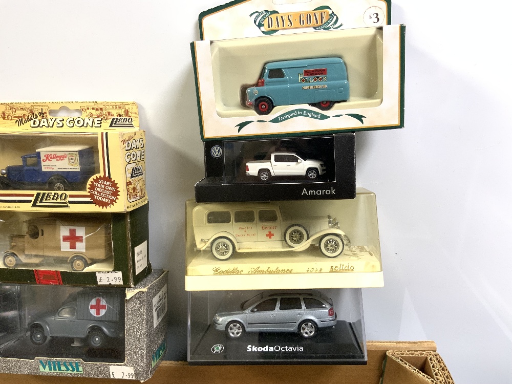 MIXED BOX OF DIE-CAST VEHICLES IN ORIGINAL BOXES, CORGI, LLEDO, AND MORE WITH PLAY WORN TONKA AND - Bild 6 aus 9