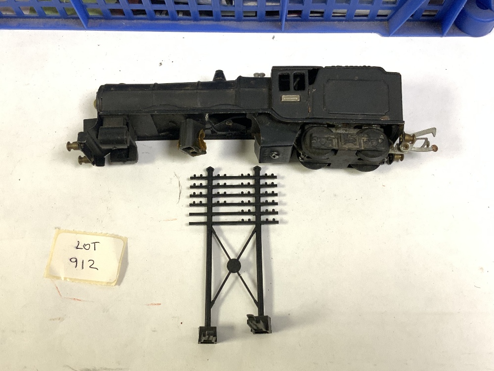 QUANTITY OF MODEL RAILWAY PARTS AND ACCESSORIES 00 GAUGE - Image 4 of 7