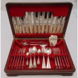 De Montfort canteen of silver plated flatware for six place settings