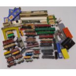 A quantity of model railway to include Wrenn GW Castle class engine and tender in fitted