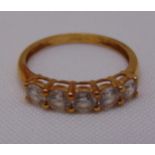 18ct yellow gold five stone CZ ring, approx total weight 2.3g