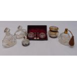 A quantity of glass to include dressing table perfume bottles and cased salts (7)