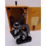 Leitz Wetzler microscope in fitted wooden case, circa 1960