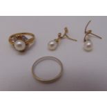 Two 9ct gold rings and a pair of 9ct gold earrings, approx total weight 6.2g