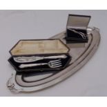 A pair of cased Victorian hallmarked silver fish servers, Sheffield 1848, a silver plated fish
