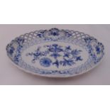 Meissen oval pierced blue and white dish decorated with flowers and leaves, marks to the base, 3.5 x