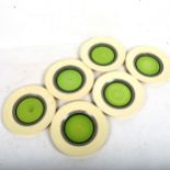 A set of 6 Susie Cooper Green Tango pattern plates, diameter 20cm