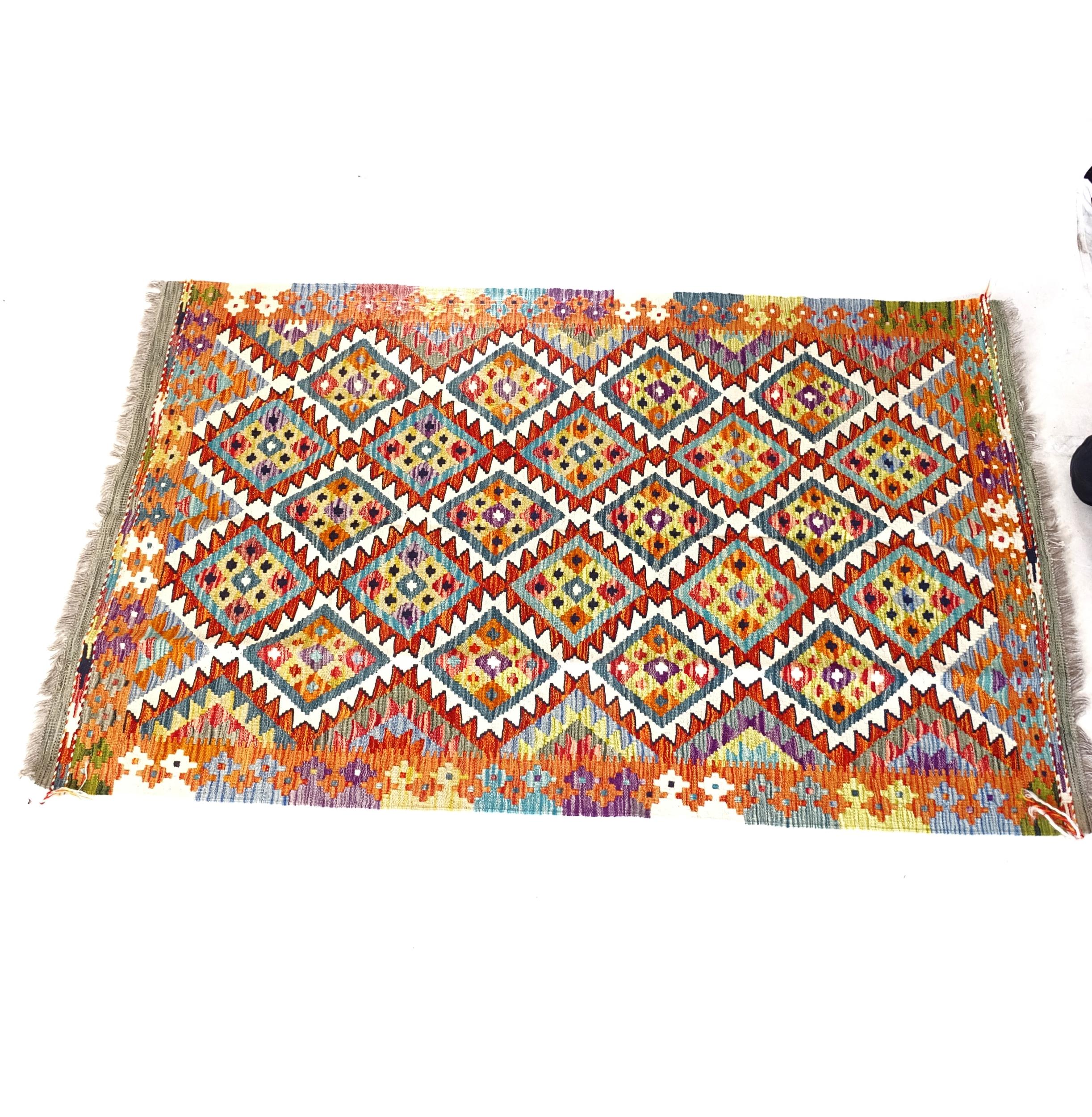 A Choli Kilim carpet, 198cm x 122cm - Image 2 of 2