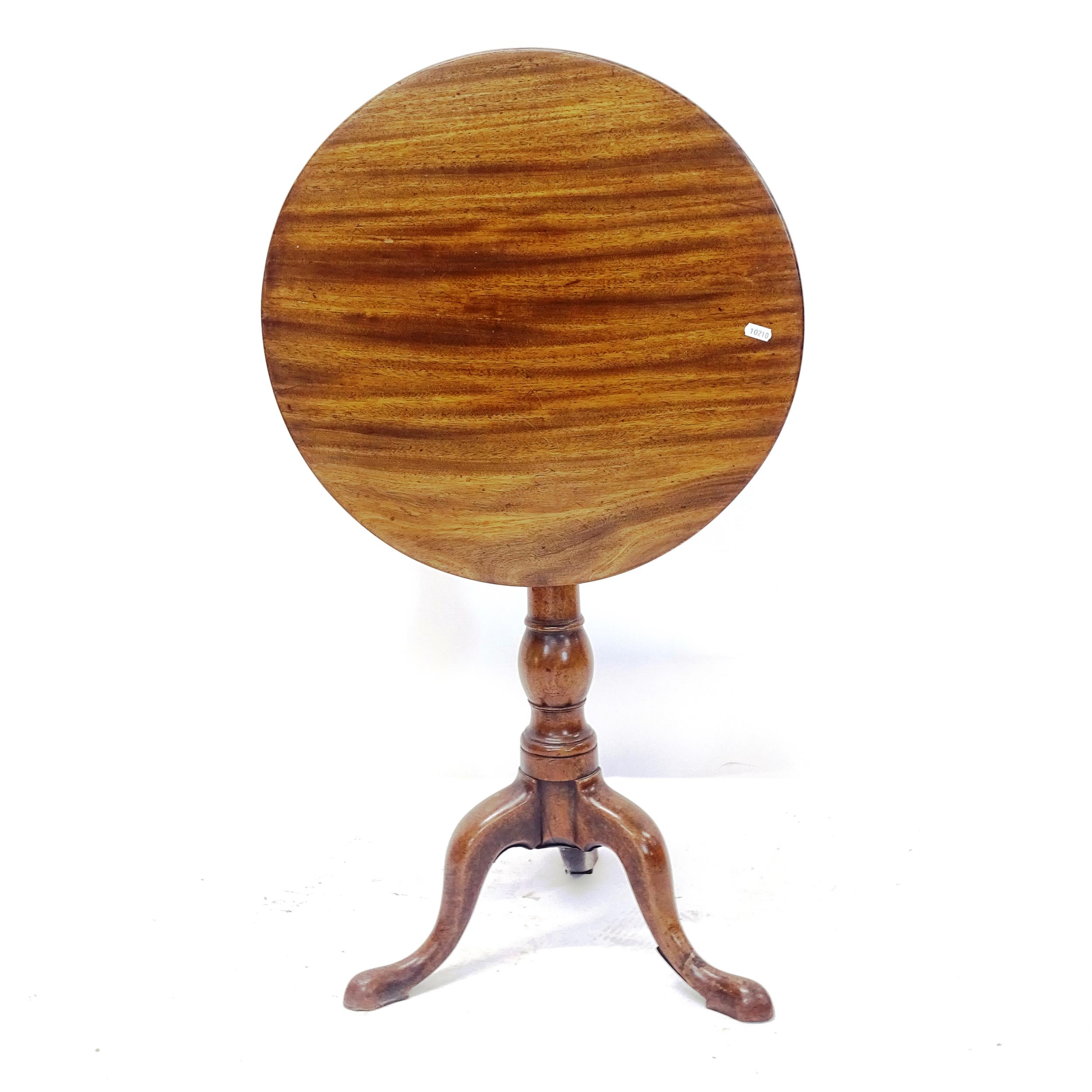 A Georgian mahogany tilt-top occasional table, on tripod base, W54cm, H68cm extending to 99cm - Bild 2 aus 2